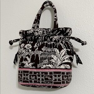 Vera Bradley Imperial Toile Quilted Bucket Bag with Drawstring